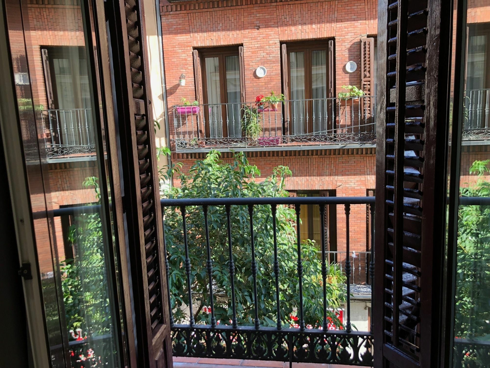 Hostalin Madrid Atocha Exterior foto